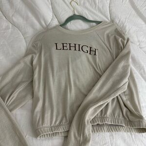 Lehigh Beige crop crew